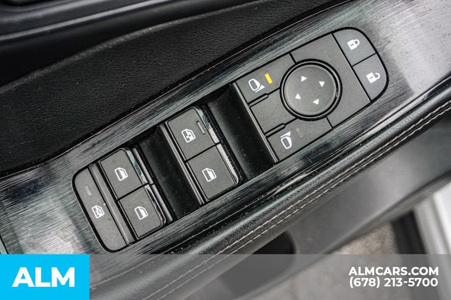 Used 2024 Nissan Rogue SV FWD image 46