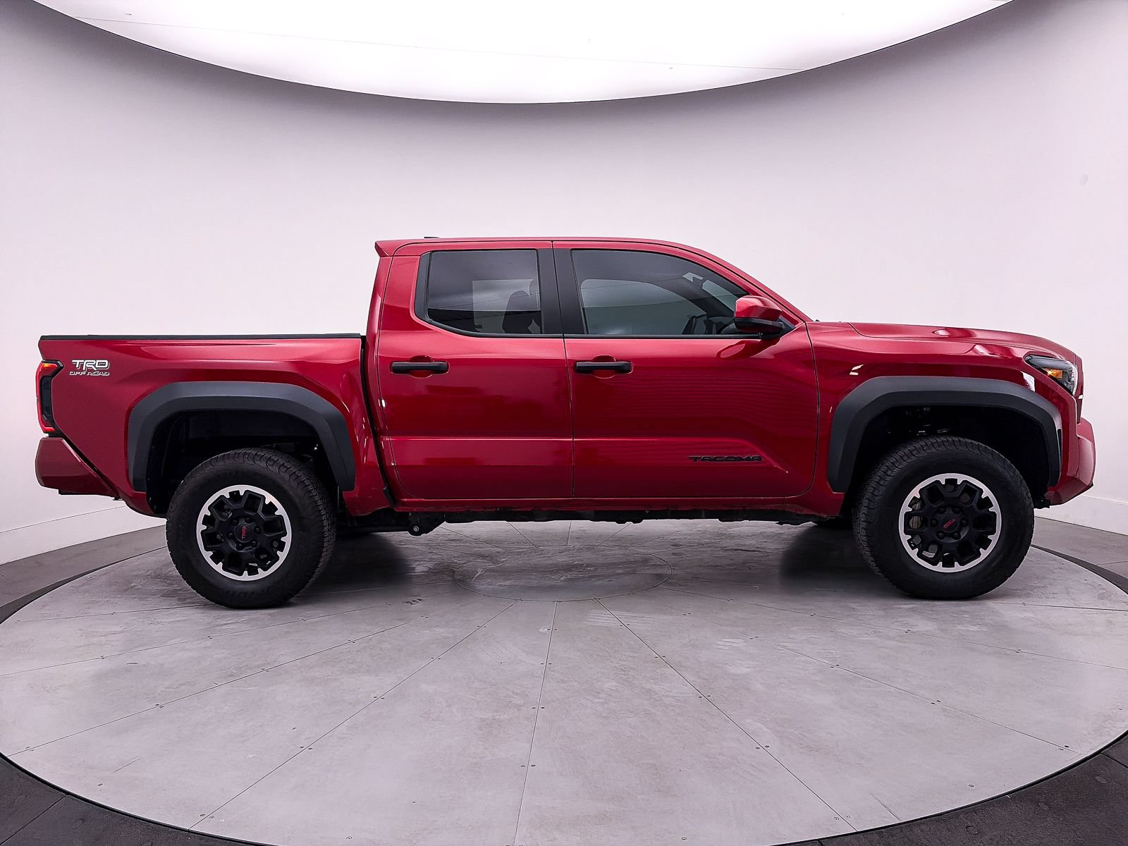 Used 2024 Toyota Tacoma TRD Off-Road AWD/4WD image 39