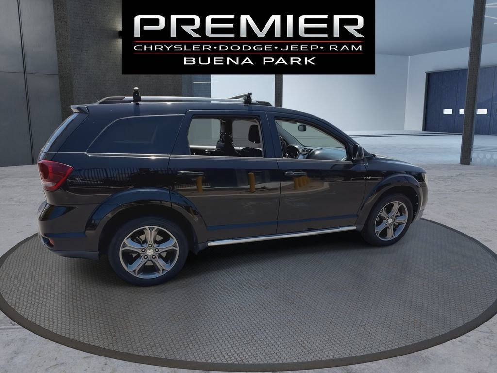 Used 2017 Dodge Journey Crossroad FWD image 8