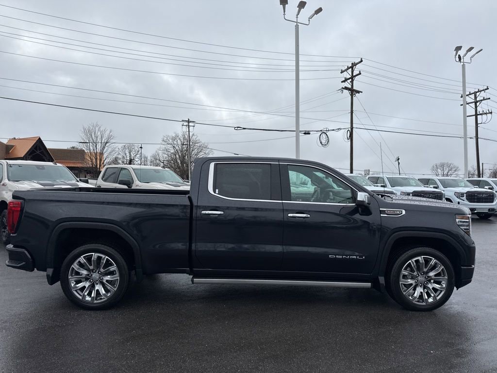 Used 2023 GMC Sierra 1500 Denali w/ Denali Reserve Package image 6