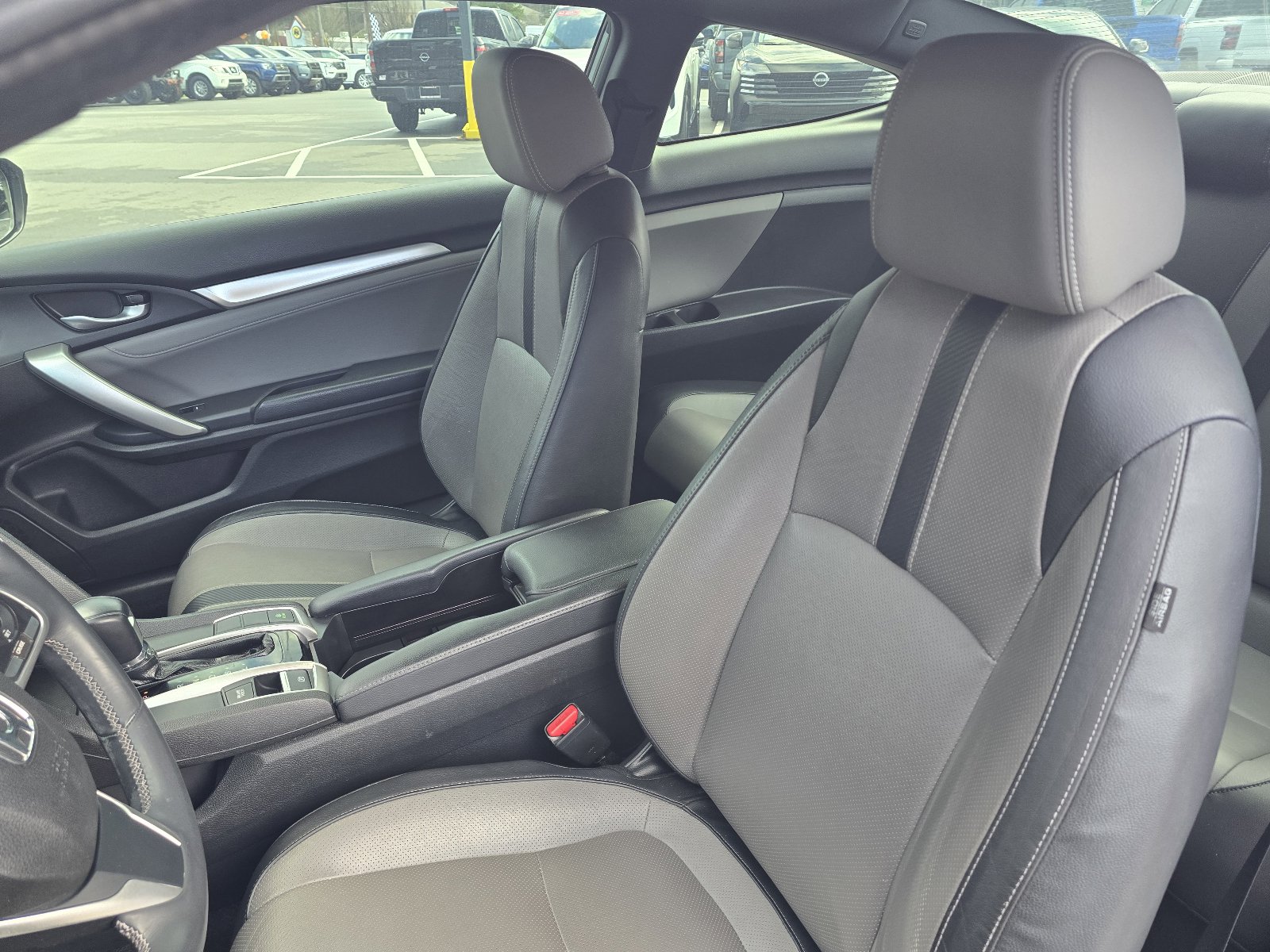 Used 2017 Honda Civic EX-L image 11