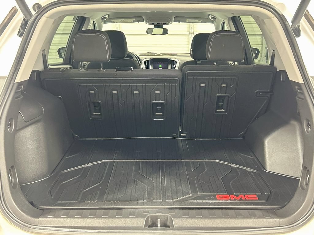 Used 2022 GMC Terrain SLE w/ Driver Convenience Package FWD image 23