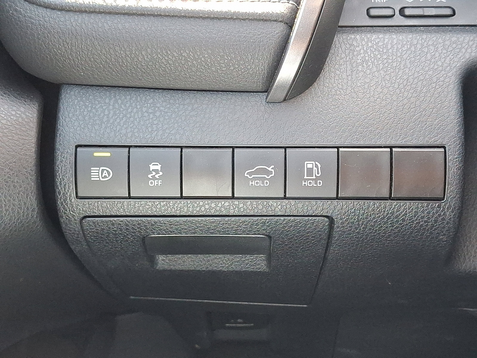 Used 2024 Toyota Camry SE FWD image 25