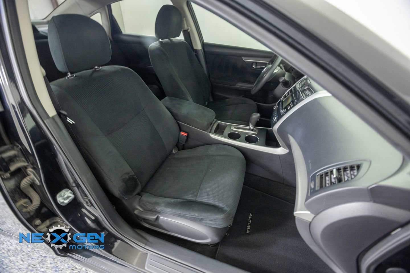 Used 2015 Nissan Altima 2.5 S w/ Power Driver Seat Package FWD image 41