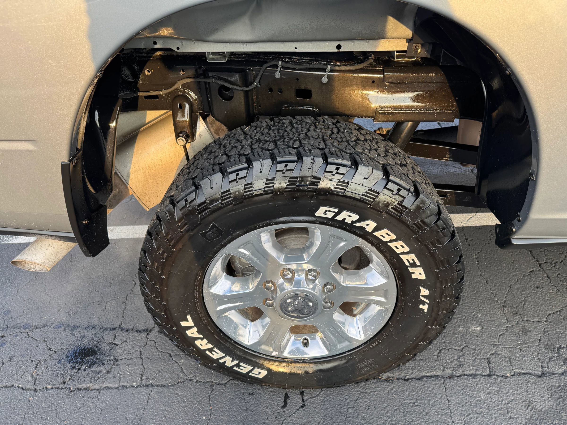 Used 2023 RAM 2500 Big Horn w/ Level 1 Equipment Group image 13