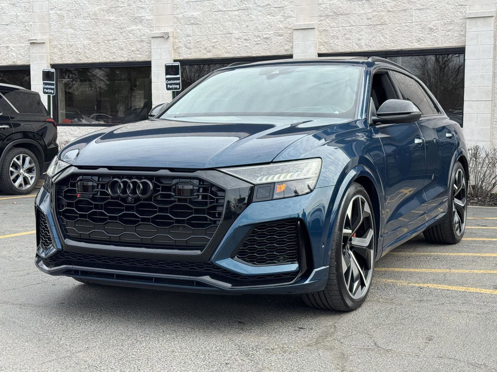 Used 2021 Audi RS Q8 w/ Black Optic Package image 6