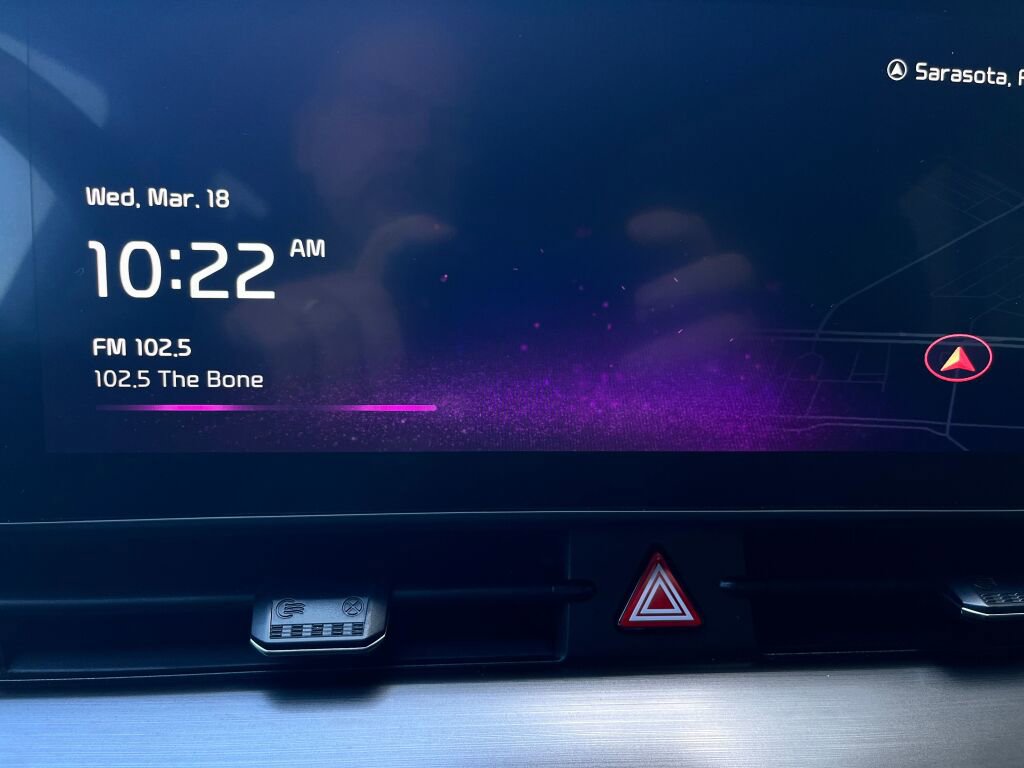 Used 2024 Kia Sportage EX FWD image 17