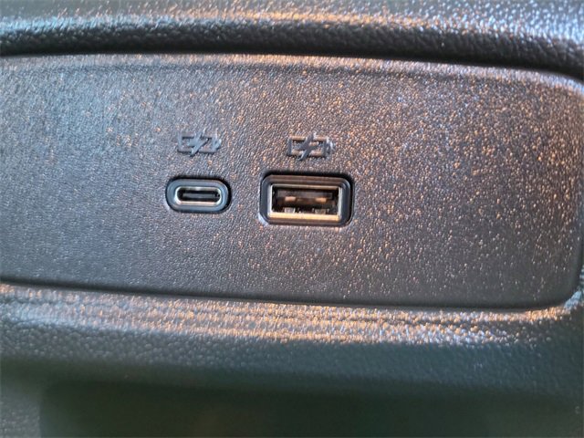 Used 2025 Chevrolet Trax ACTIV w/ Driver Confidence Package image 24