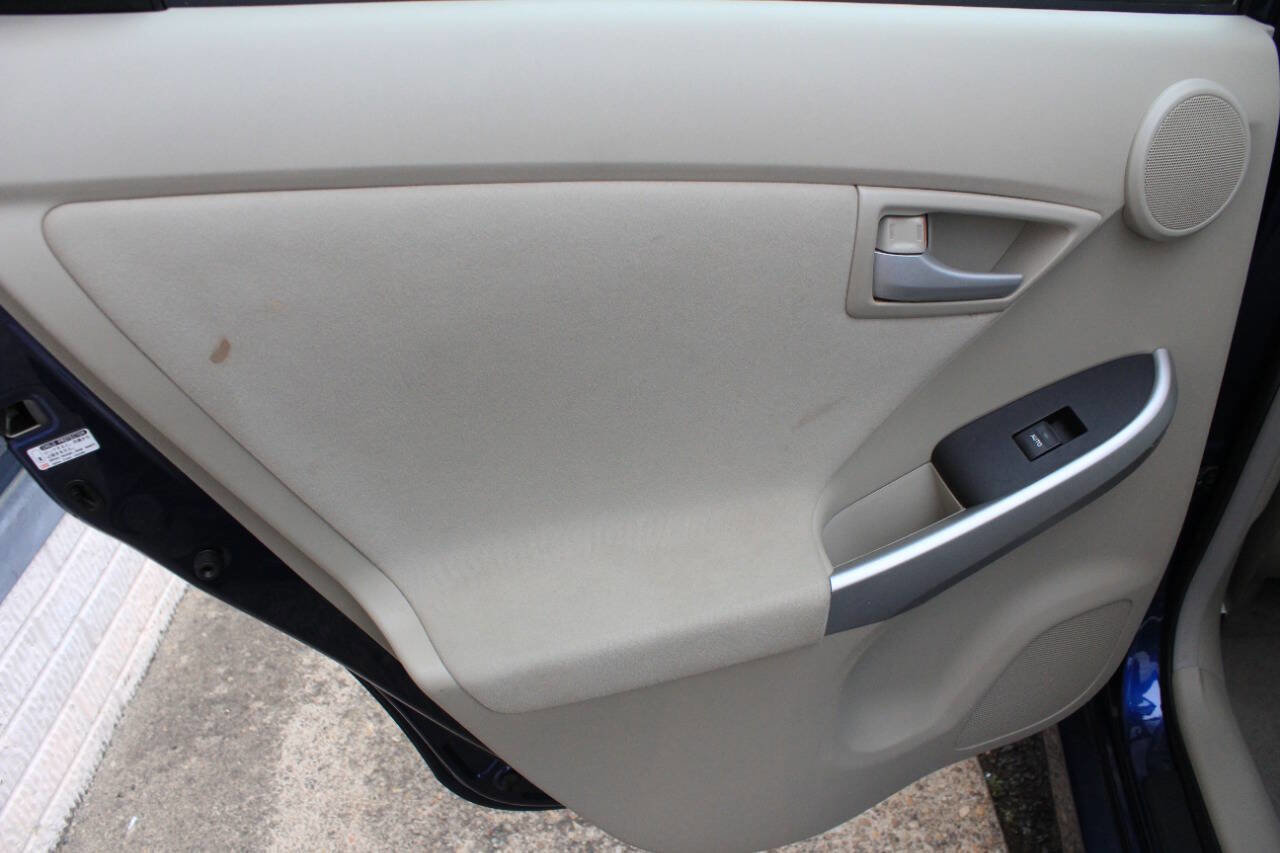 Used 2011 Toyota Prius Three w/ Navigation Pkg image 14