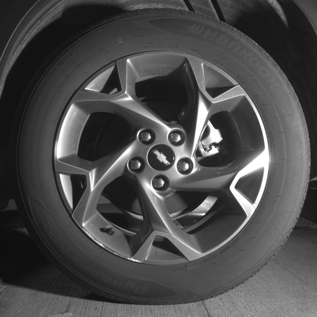 Used 2025 Chevrolet Trax LT FWD image 14