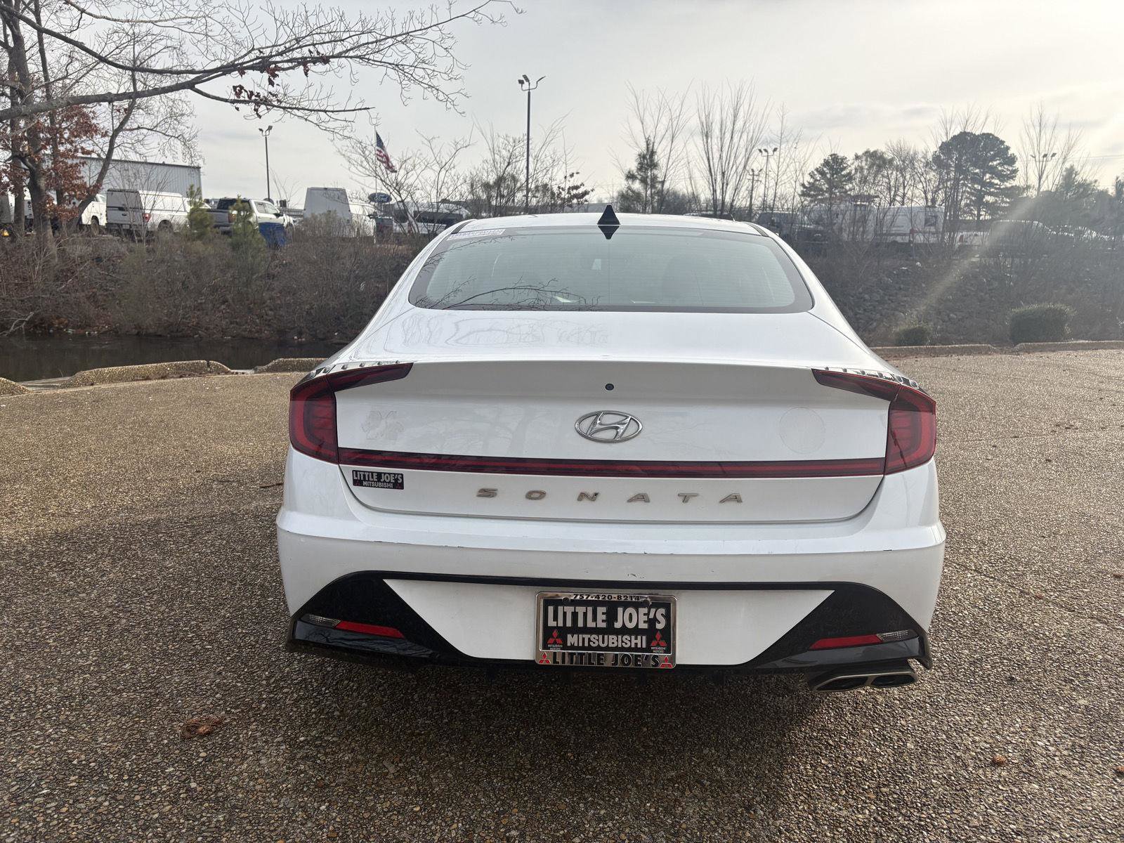 Used 2021 Hyundai Sonata SEL w/ Winter Weather Package image 6