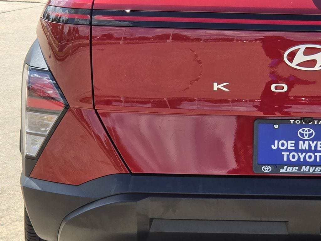 Used 2025 Hyundai Kona SEL FWD image 10