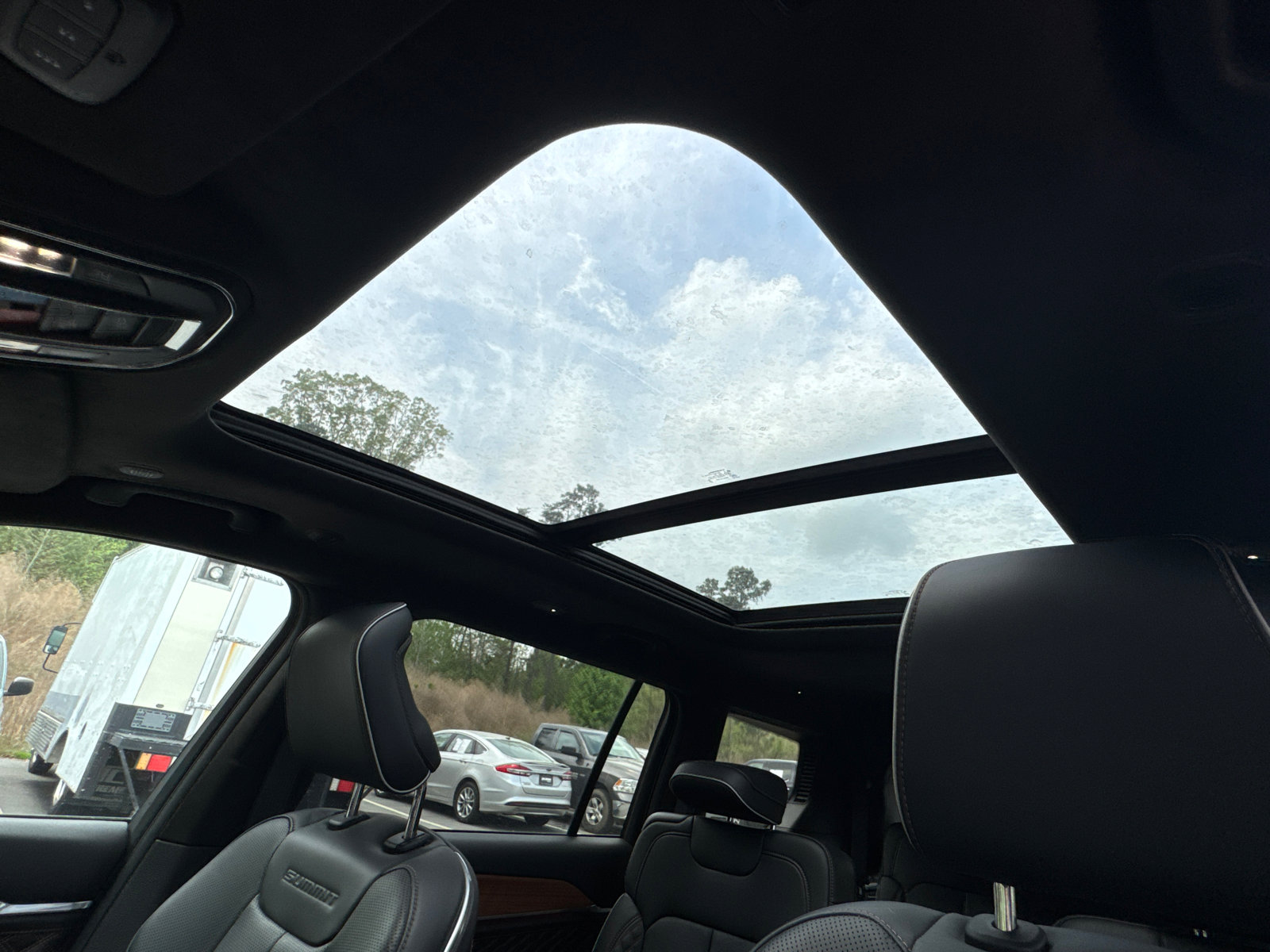 Used 2025 Jeep Grand Cherokee L Summit image 10