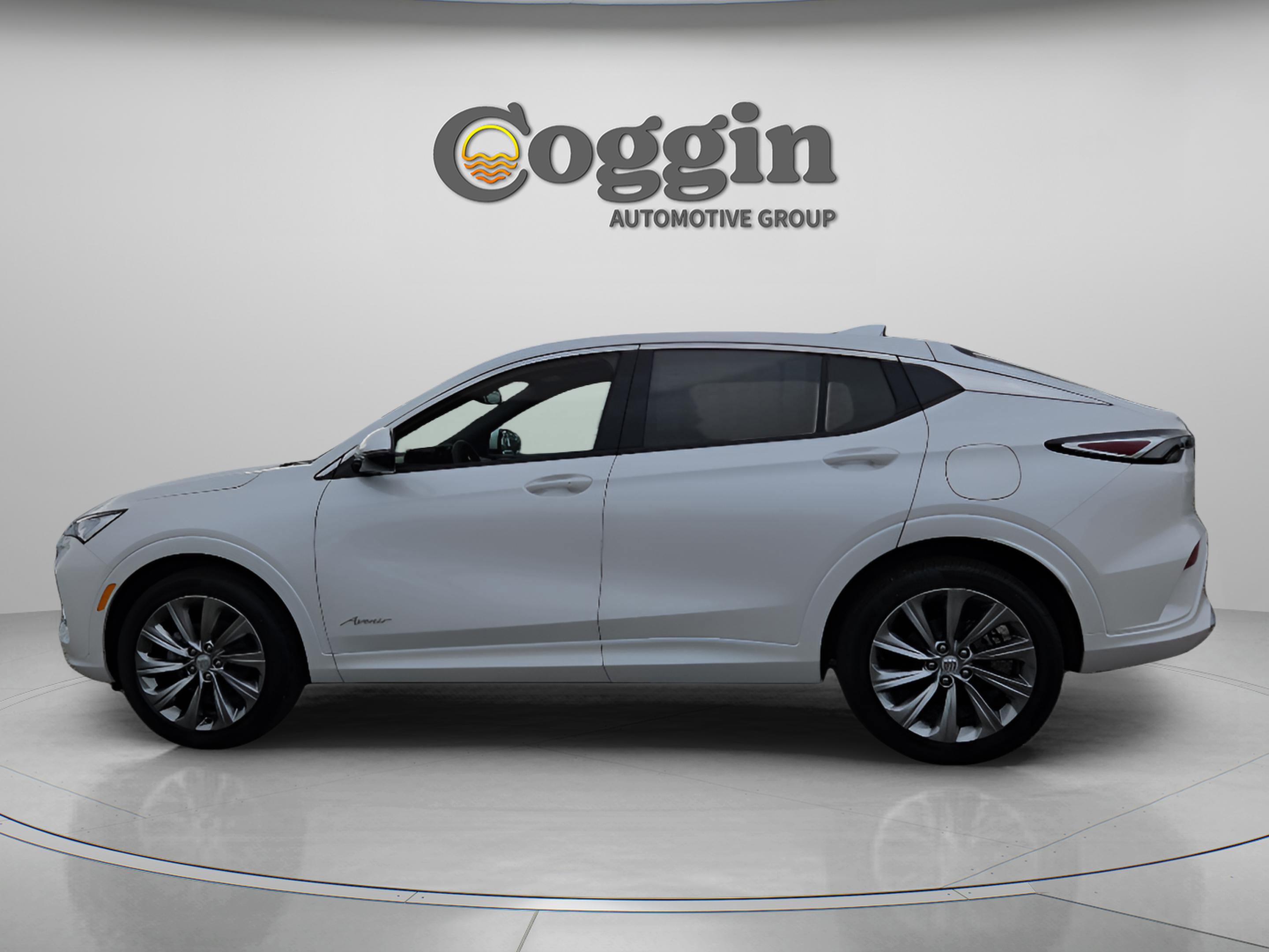 New 2026 Buick Envista Avenir FWD image 2
