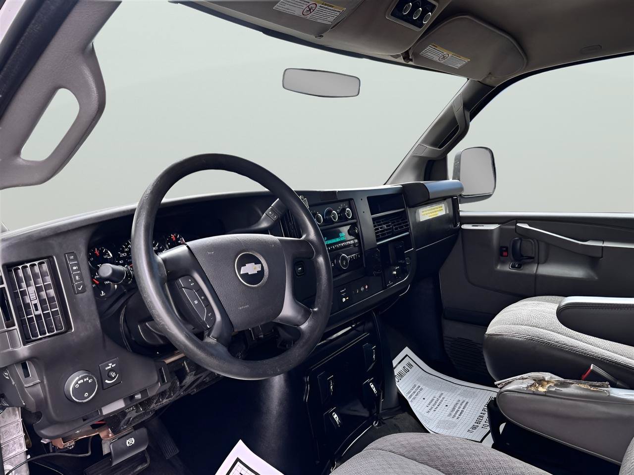 Used 2016 Chevrolet Express 3500 LT w/ LT Preferred Equipment Group RWD image 10