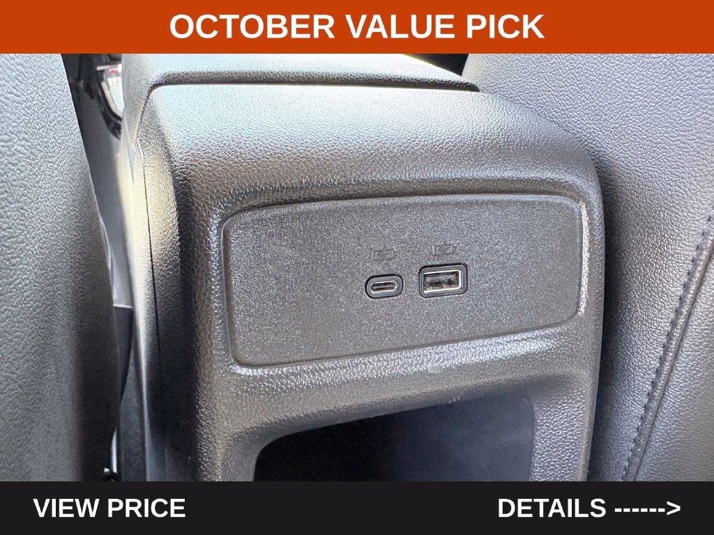 Used 2025 Chevrolet Trax LT FWD image 9