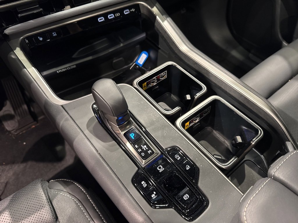 Used 2025 Lexus TX 350 AWD image 17