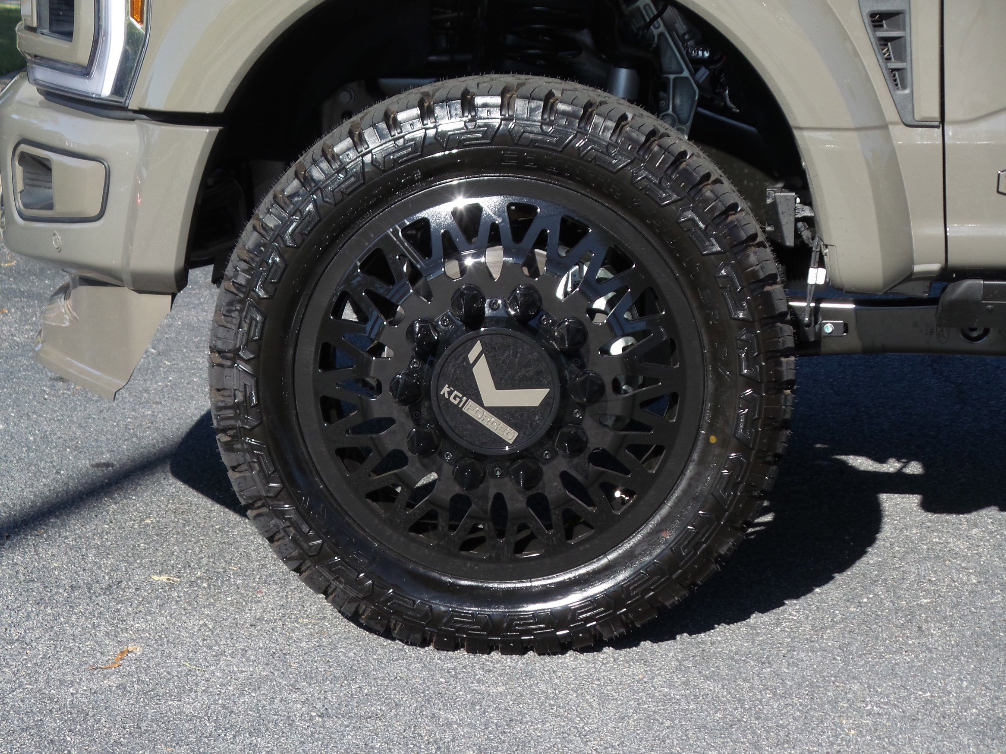 Used 2026 Ford F450 Platinum w/ Platinum Plus Package image 21