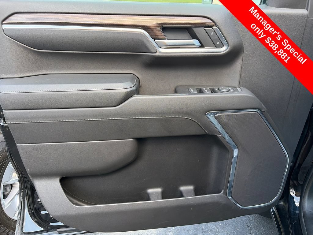 Used 2024 Chevrolet Silverado 1500 LT AWD/4WD image 15