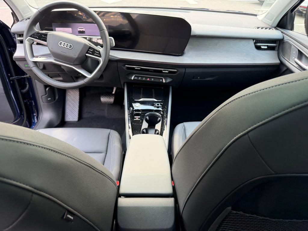New 2026 Audi Q3 quattro 2.0T AWD/4WD image 17