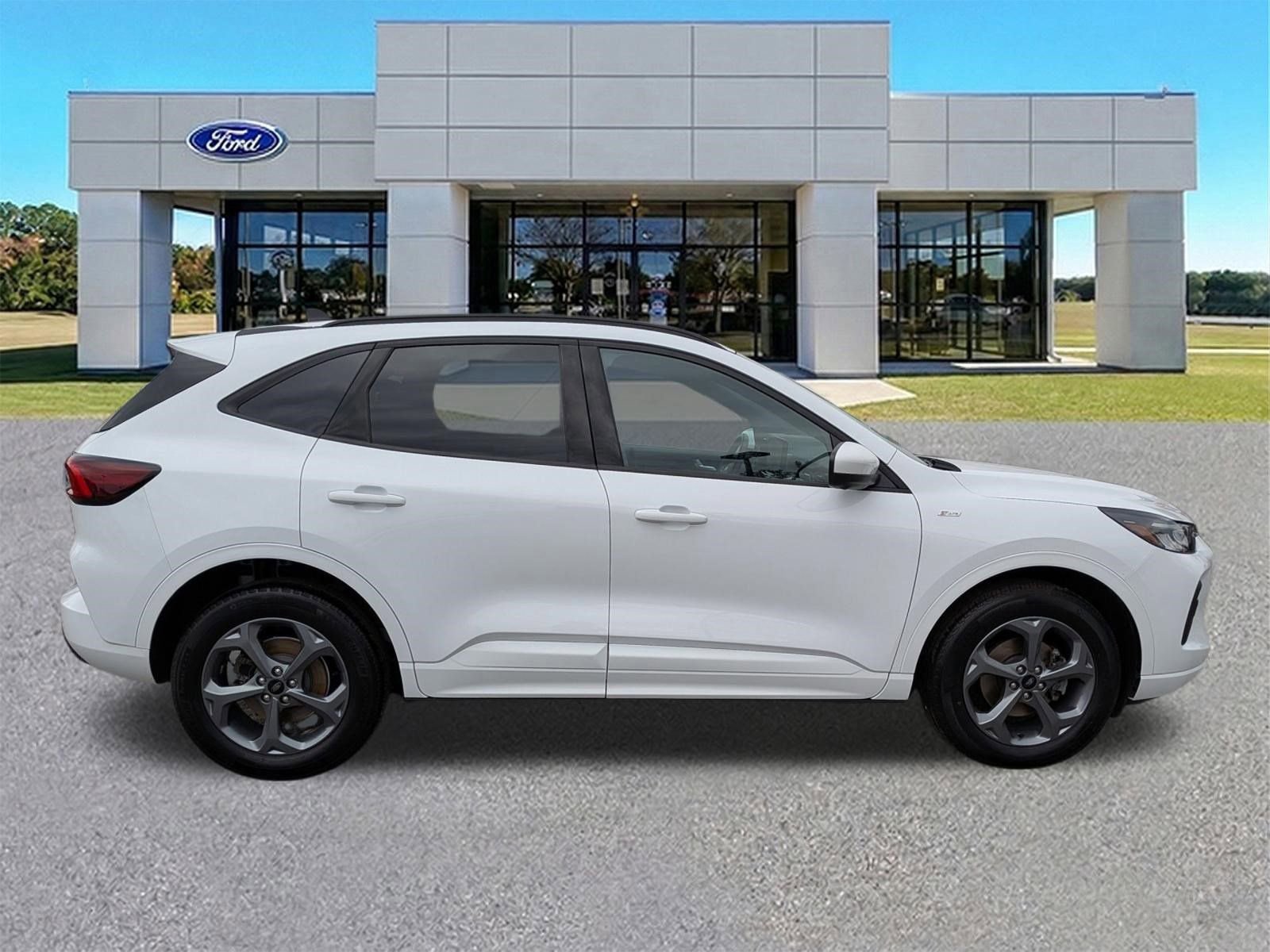 Certified 2023 Ford Escape ST-Line Select w/ Tech Pack #2 video 3