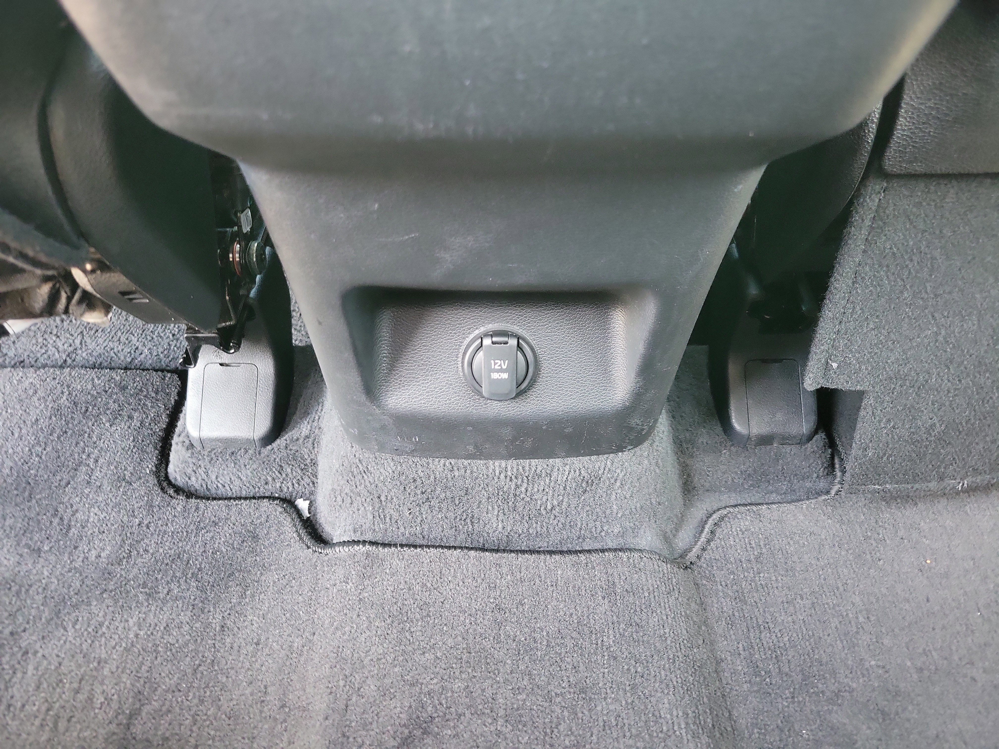 Used 2025 Kia Telluride S image 11