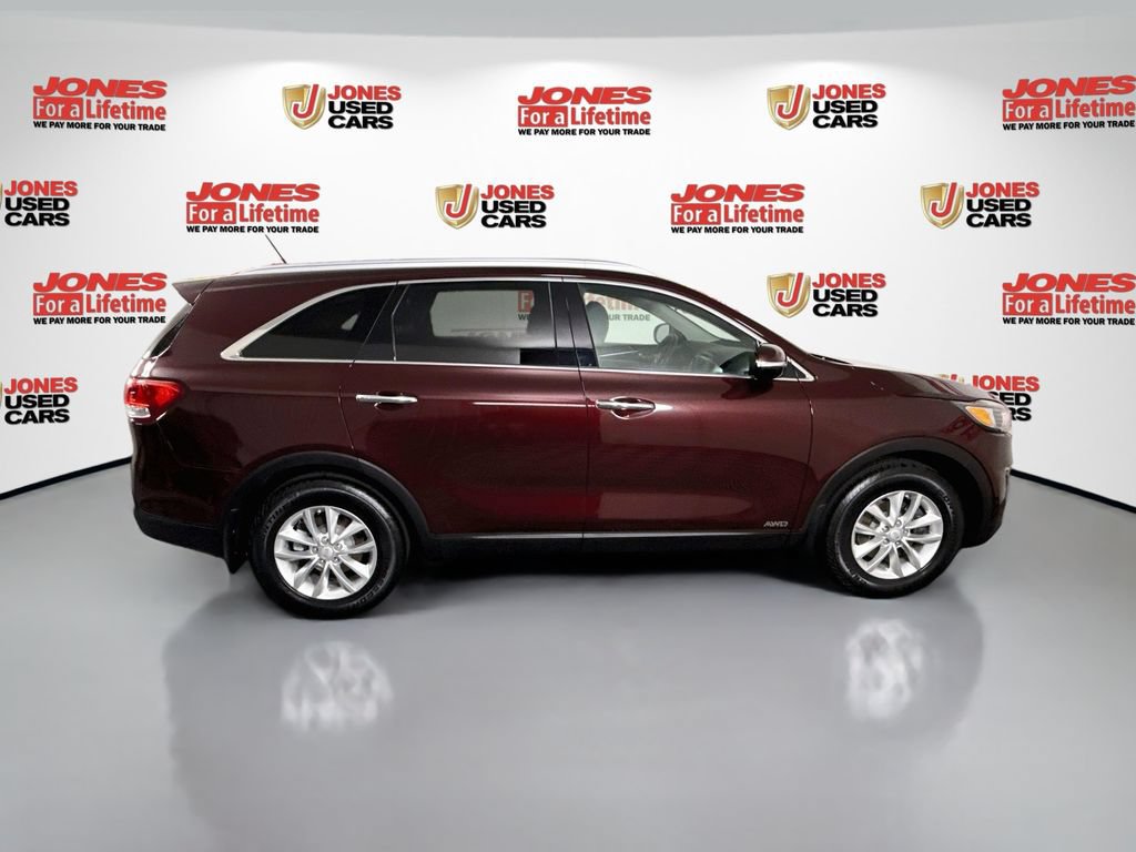 Used 2017 Kia Sorento AWD image 16