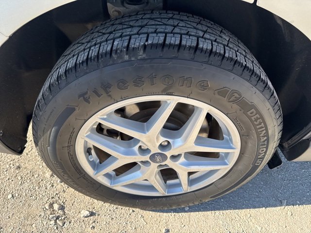 Used 2022 Ford Edge SEL image 25