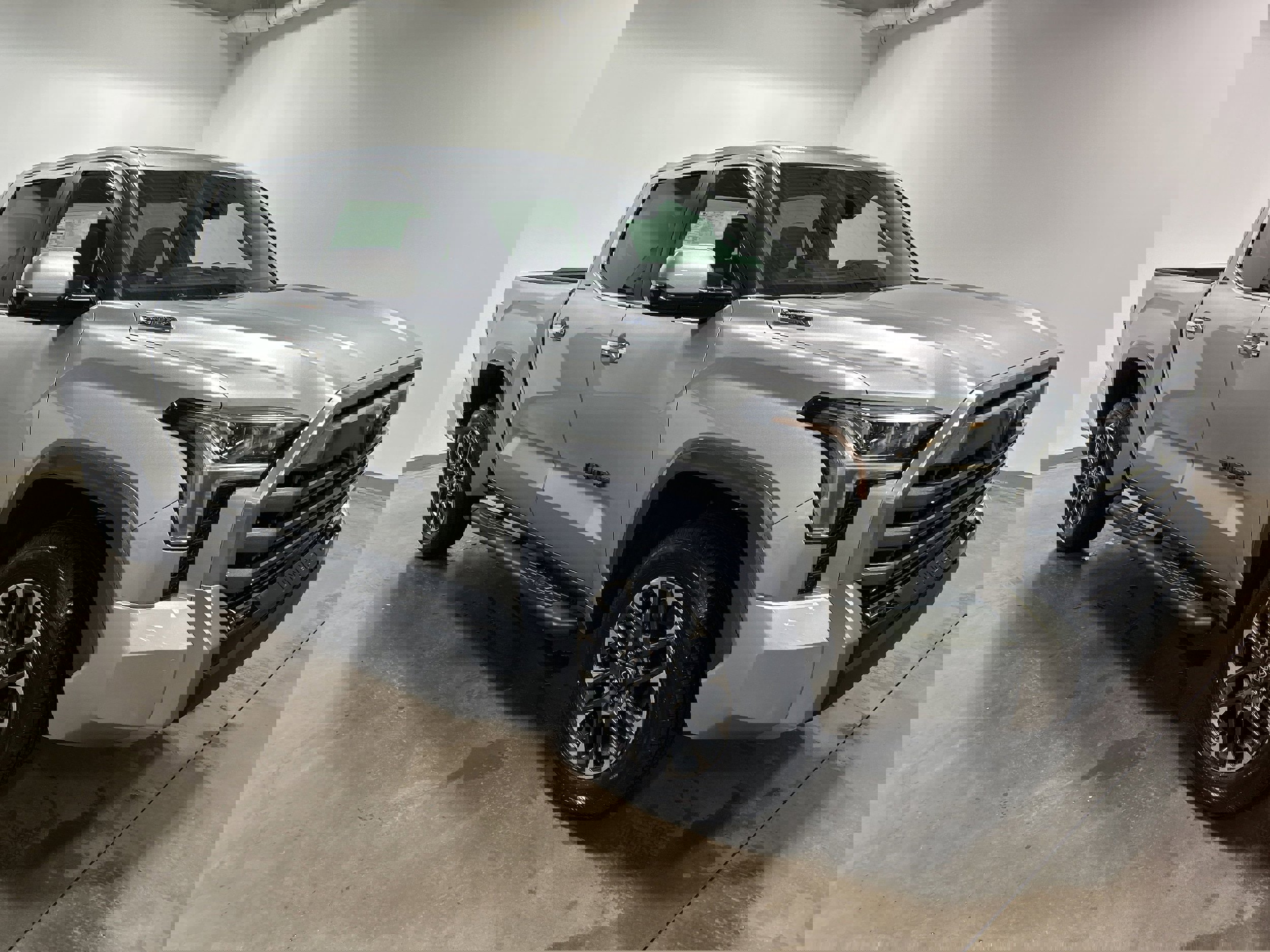 New 2025 Toyota Tundra Limited image 2
