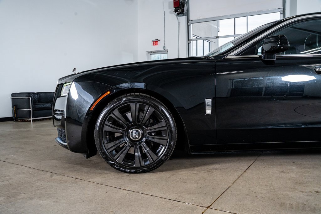 Used 2022 Rolls-Royce Ghost image 10