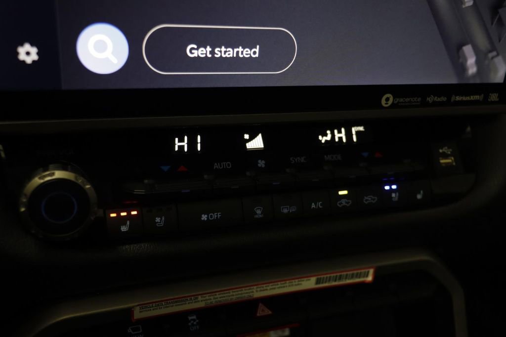 Used 2024 Toyota Tundra Limited AWD/4WD image 12