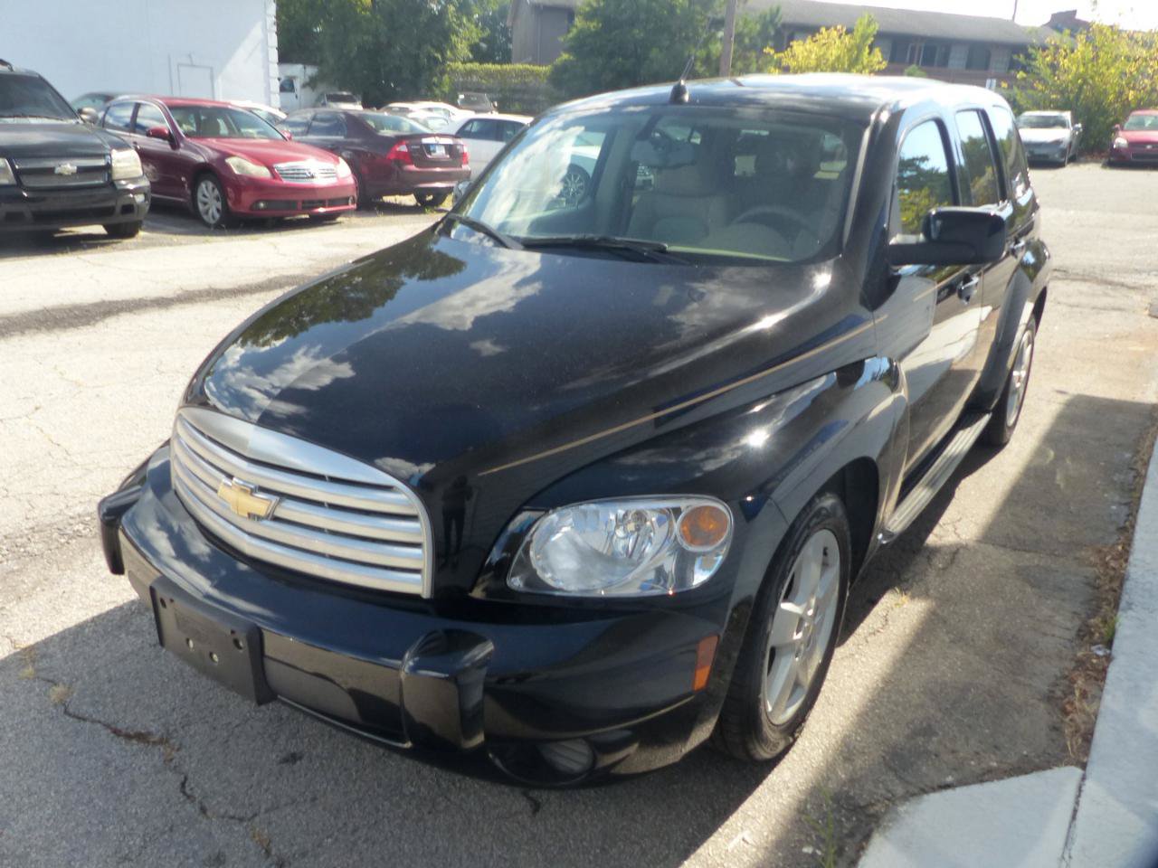 Used 2009 Chevrolet HHR LT FWD image 2