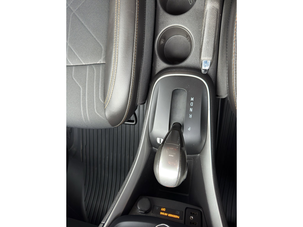 Used 2019 Chevrolet Trax LT w/ LT Convenience Package image 22