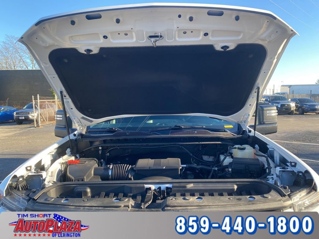 Used 2022 Chevrolet Silverado 2500 Custom w/ Custom Value Package image 11