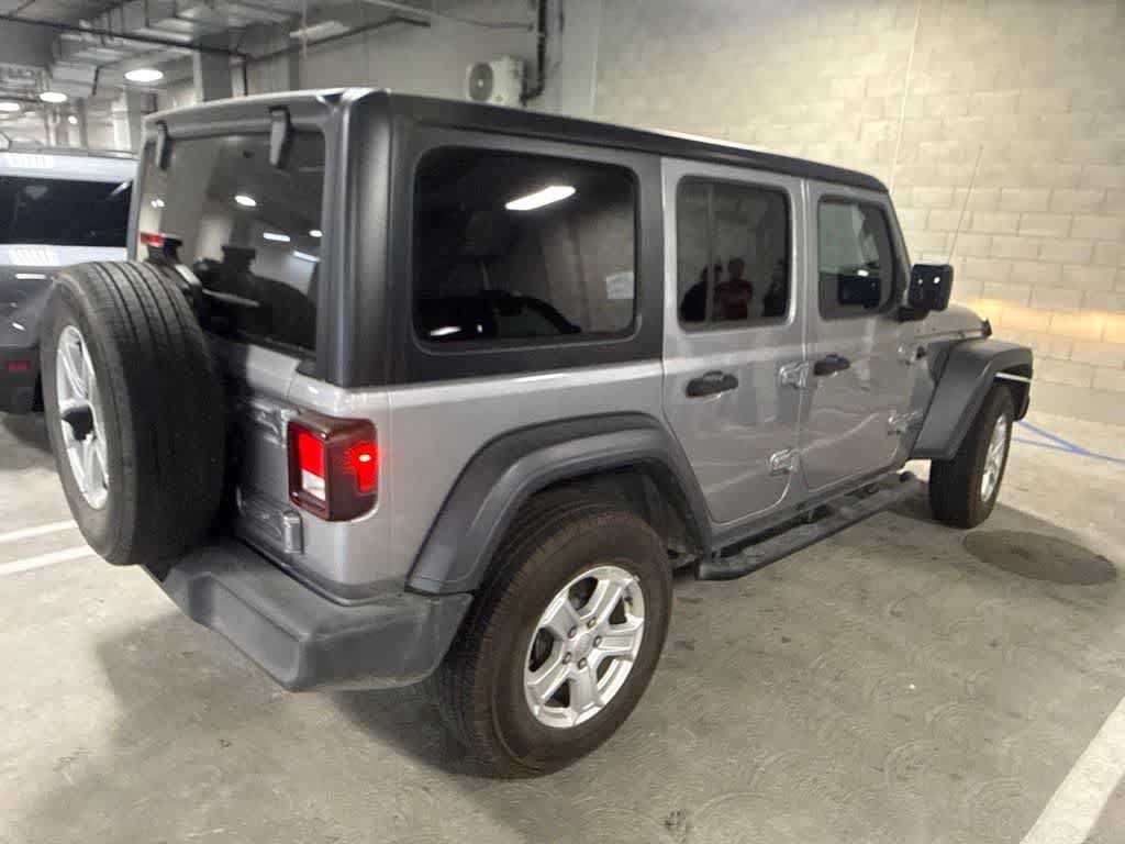 Used 2018 Jeep Wrangler Unlimited Sport S AWD/4WD image 3