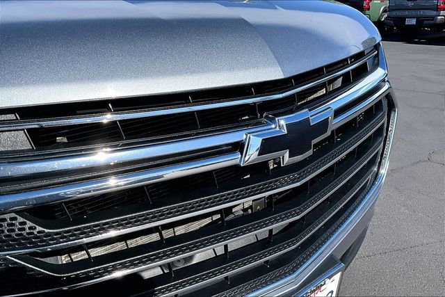 Used 2021 Chevrolet Traverse LT image 33