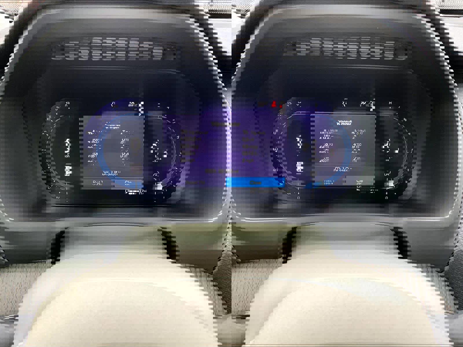 Used 2023 Volvo XC90 B6 Plus w/ Protection Package Premier image 23