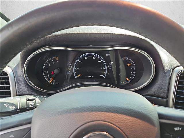 Used 2019 Jeep Grand Cherokee Laredo image 11