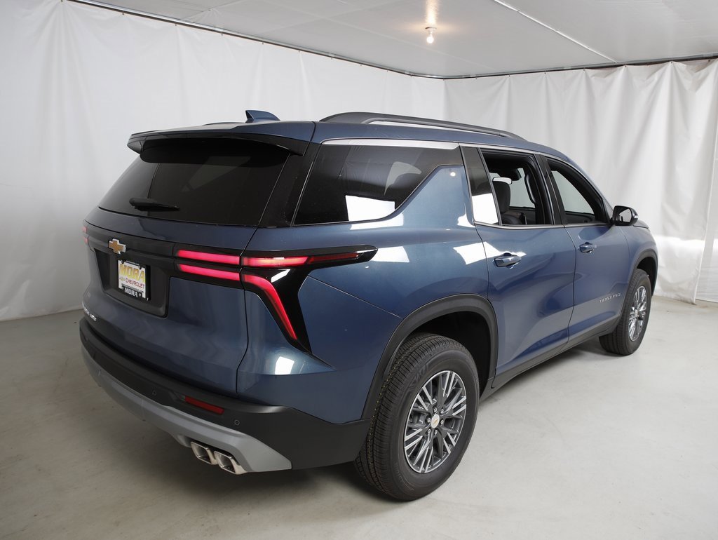 New 2026 Chevrolet Traverse LT image 3