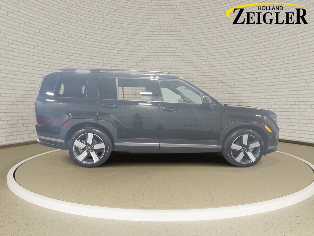 Certified 2026 Hyundai Santa Fe Limited AWD/4WD image 4