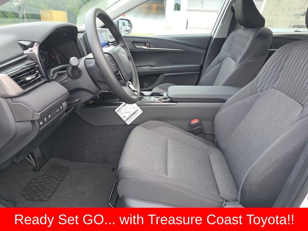 Used 2026 Toyota Camry LE FWD image 26