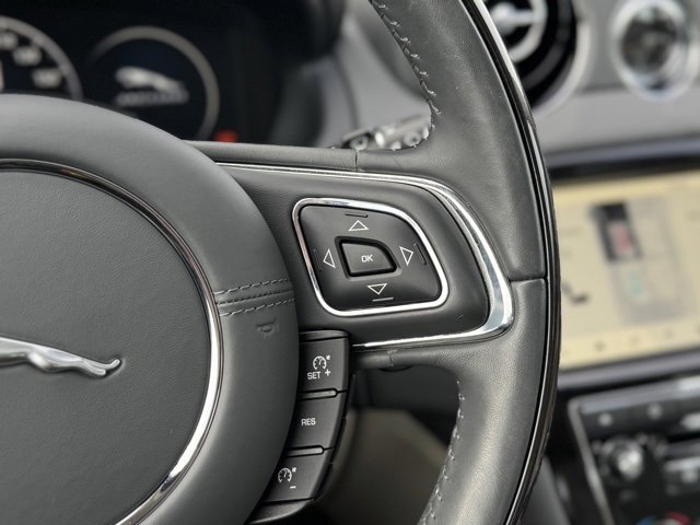 Used 2019 Jaguar XJ L Supercharged image 23