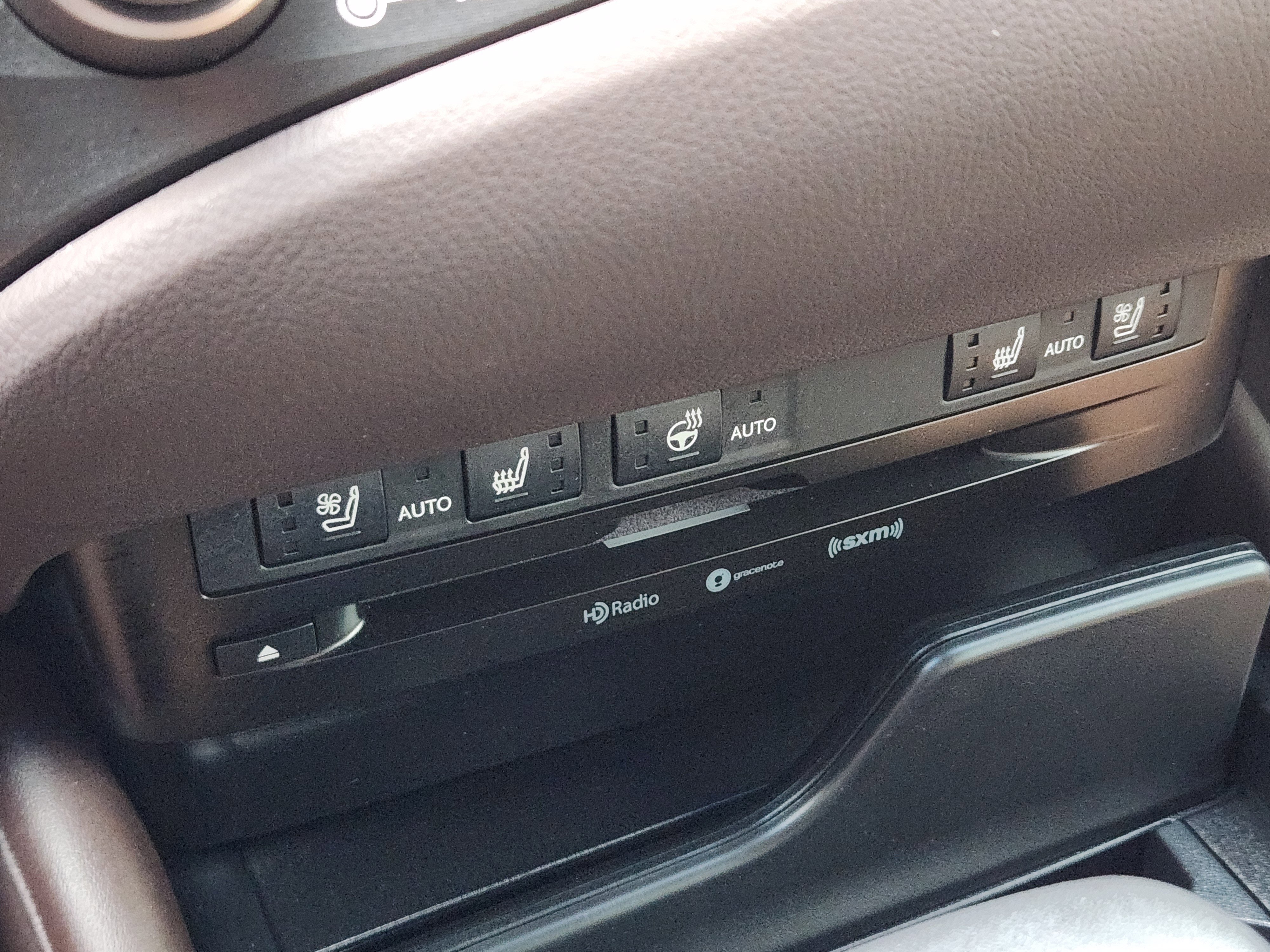 Used 2021 Lexus ES 300h w/ Premium Package image 23