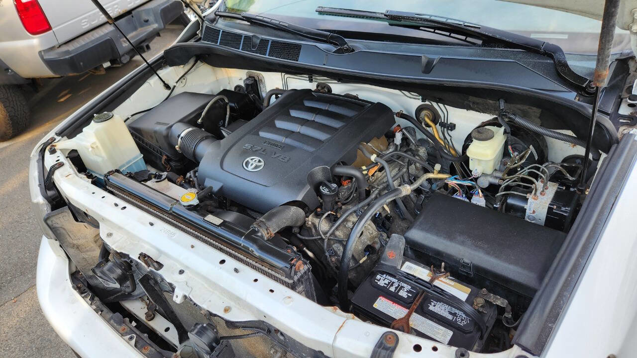 Used 2011 Toyota Tundra 4x4 Double Cab image 38