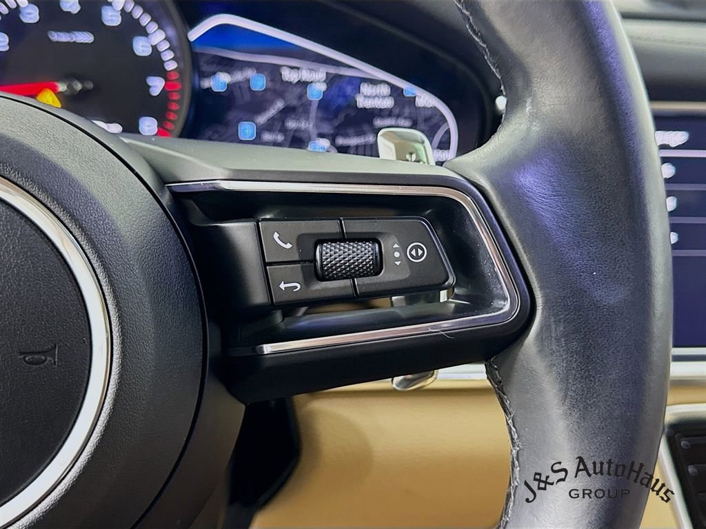 Used 2023 Porsche Panamera 4 image 14