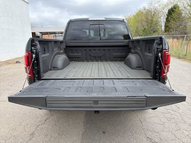 Used 2018 Ford F150 Raptor w/ Equipment Group 802A Luxury image 18