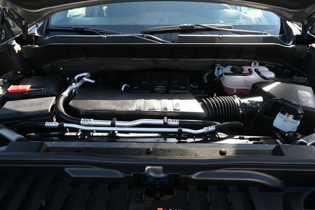 Used 2025 Chevrolet Silverado 1500 Custom image 21