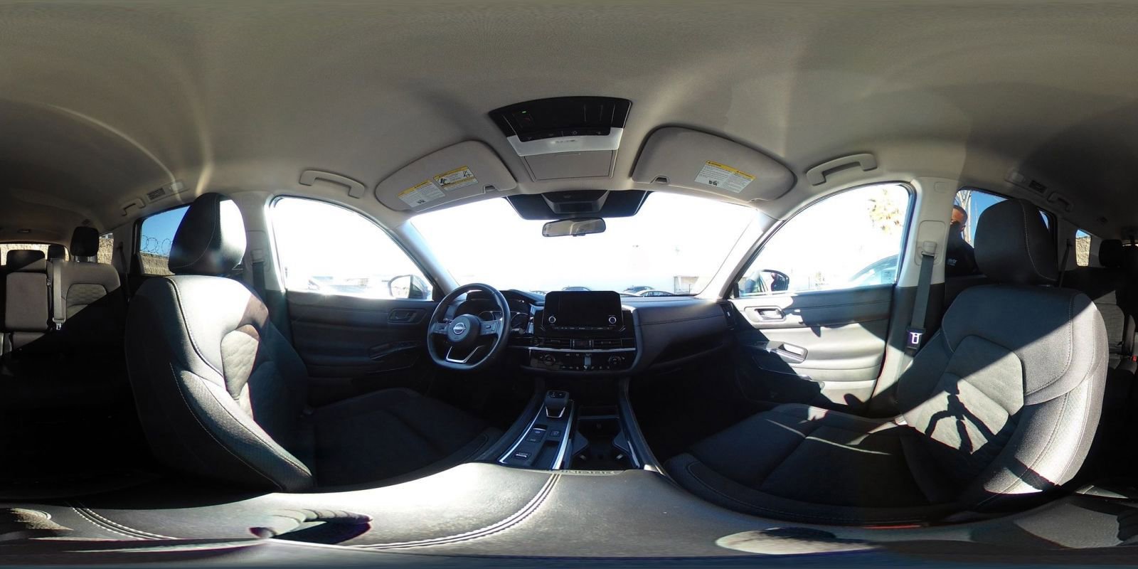 Used 2025 Nissan Pathfinder SV image 45