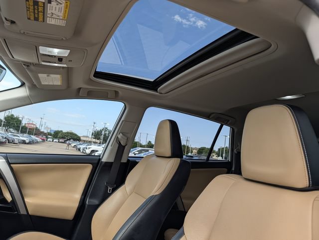 Used 2016 Toyota RAV4 Limited FWD image 25