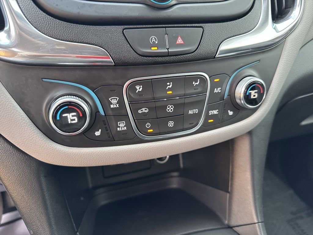 Used 2022 Chevrolet Equinox LT w/ Driver Convenience Package image 26